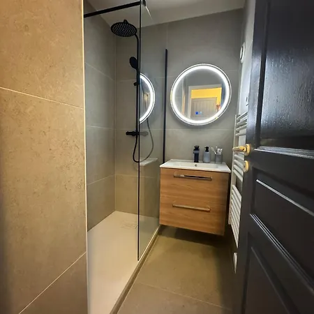 T2 Avec Terrasse Couverte, Piscine Chauffee A Lacanau Golf Et Ocean * Lacanau